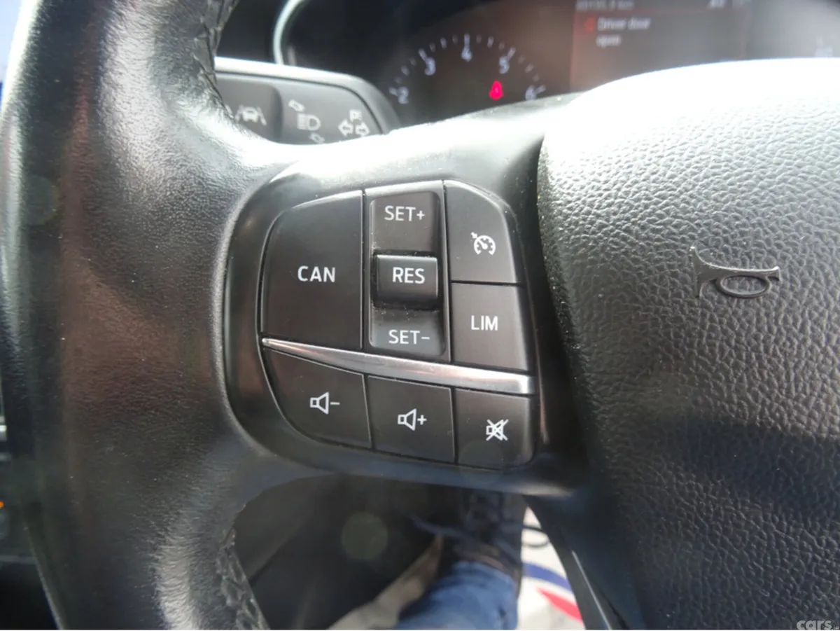 Ford Focus Estate, Petrol, 2021, White