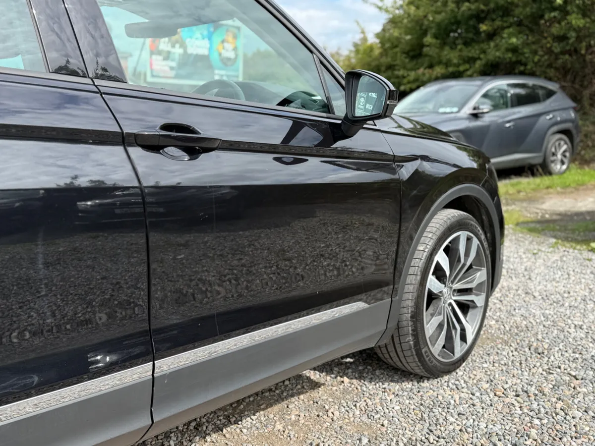 Volkswagen Tiguan SUV, Diesel, 2023, Black