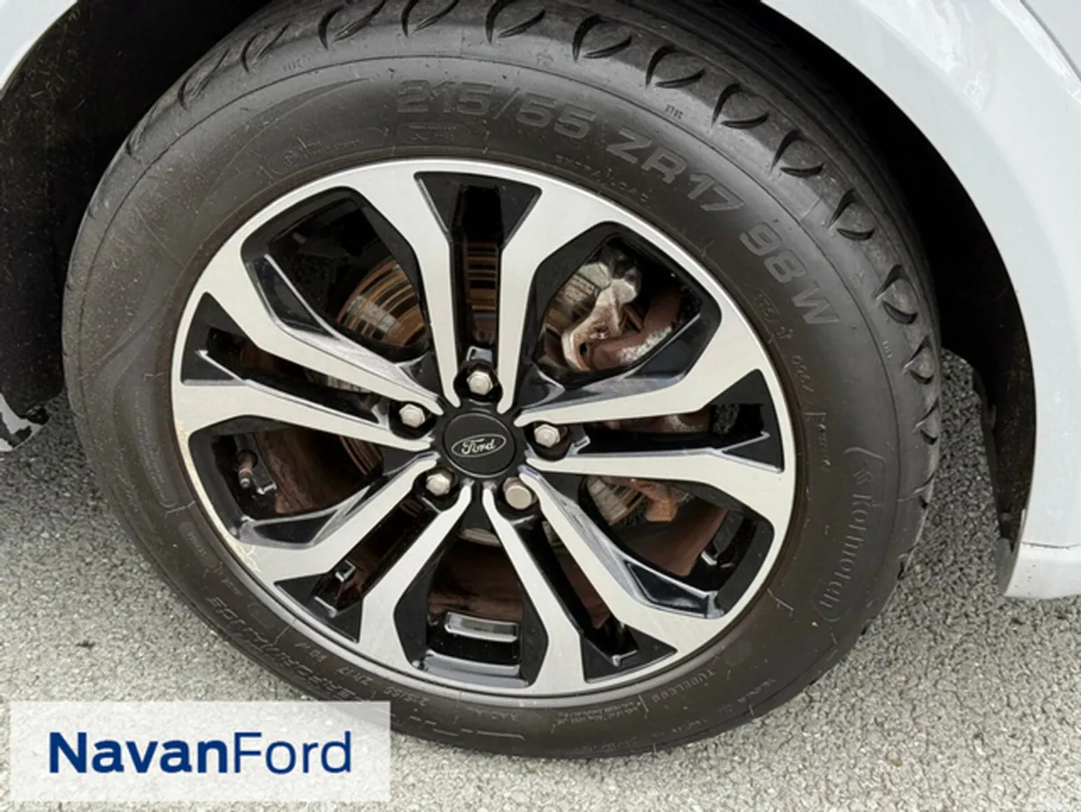 Ford Puma SUV, Petrol Hybrid, 2023, Grey