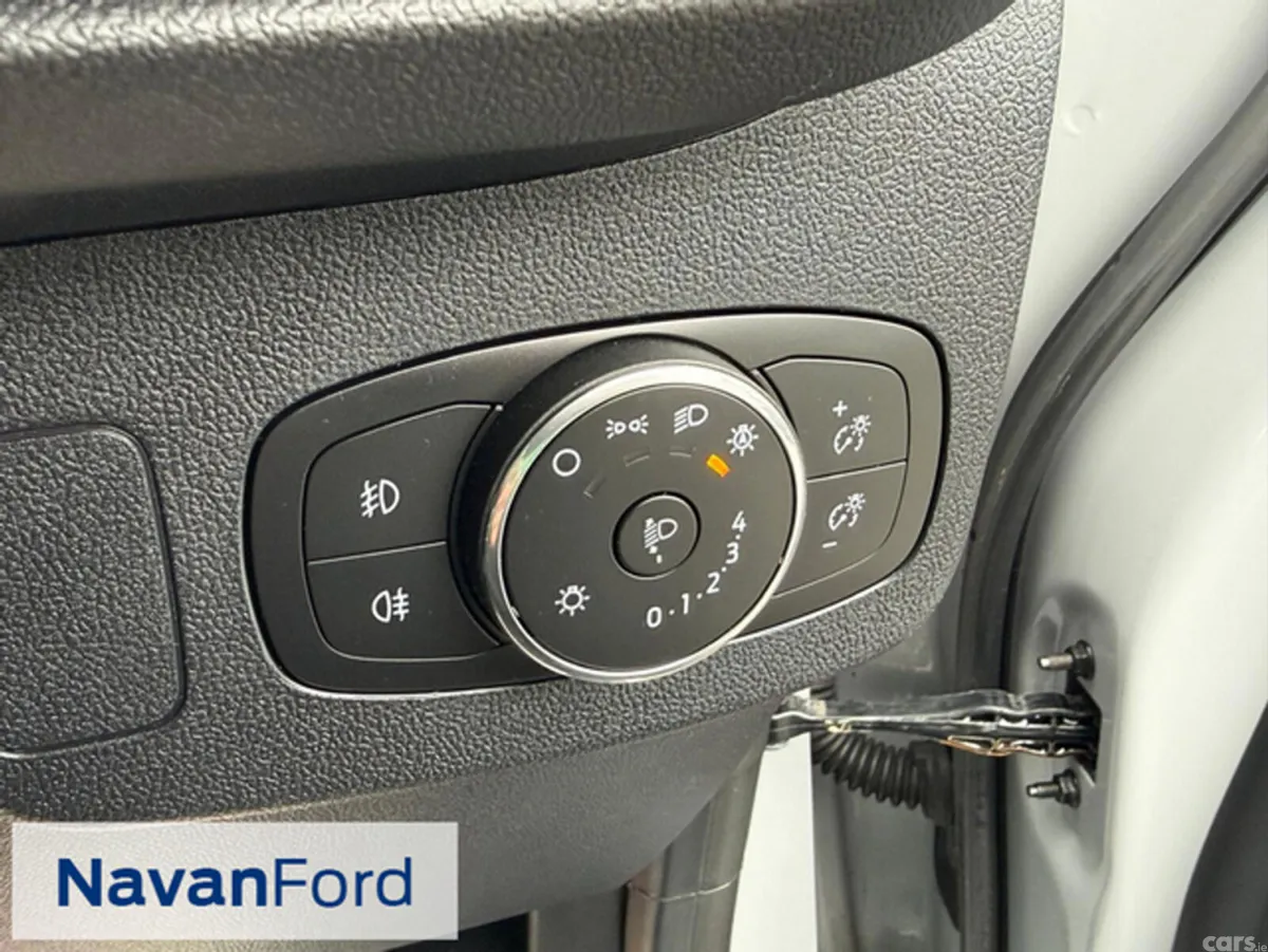 Ford Puma SUV, Petrol Hybrid, 2023, Grey