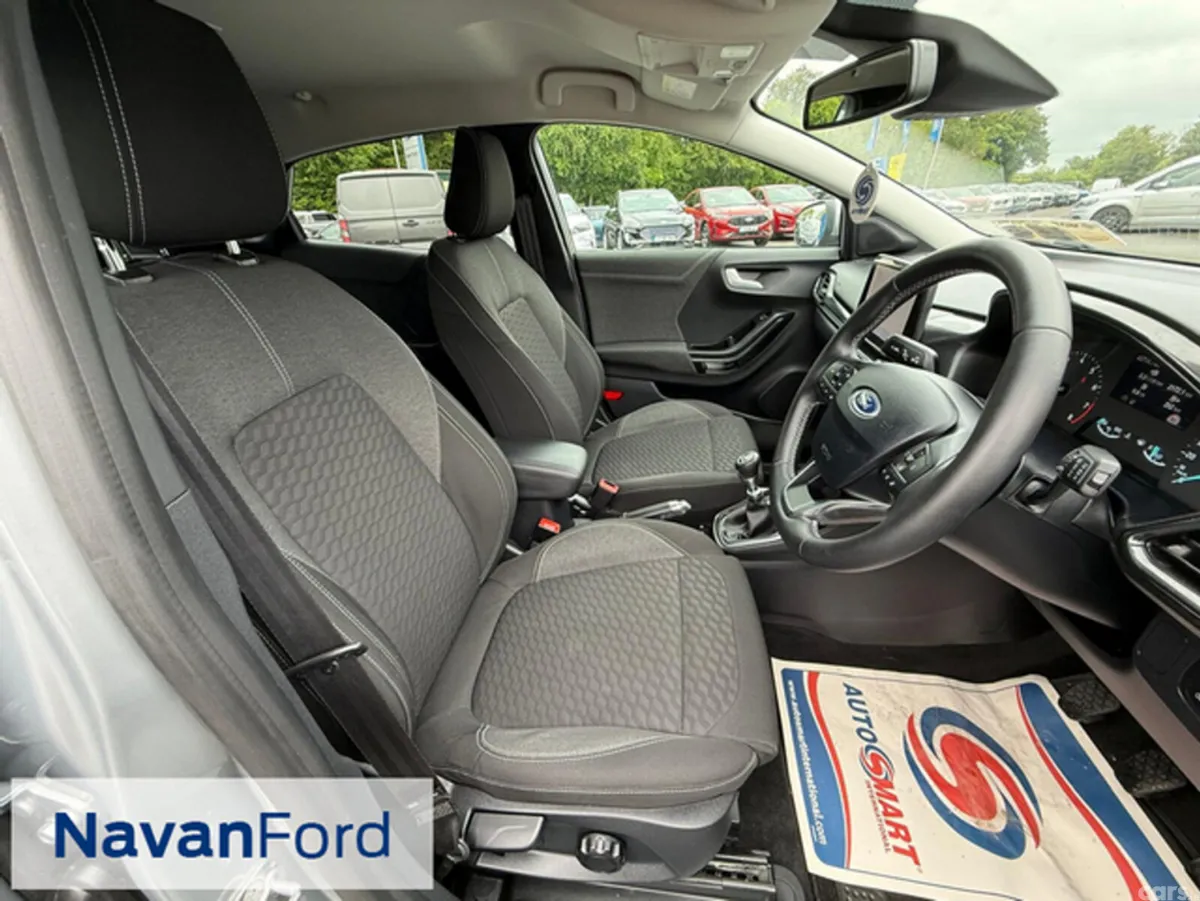 Ford Puma SUV, Petrol Hybrid, 2024, Grey