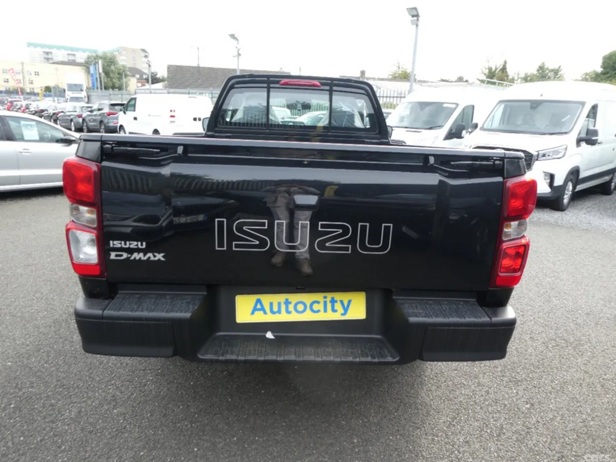 Isuzu D-Max Pick Up, Diesel, 2026, Black