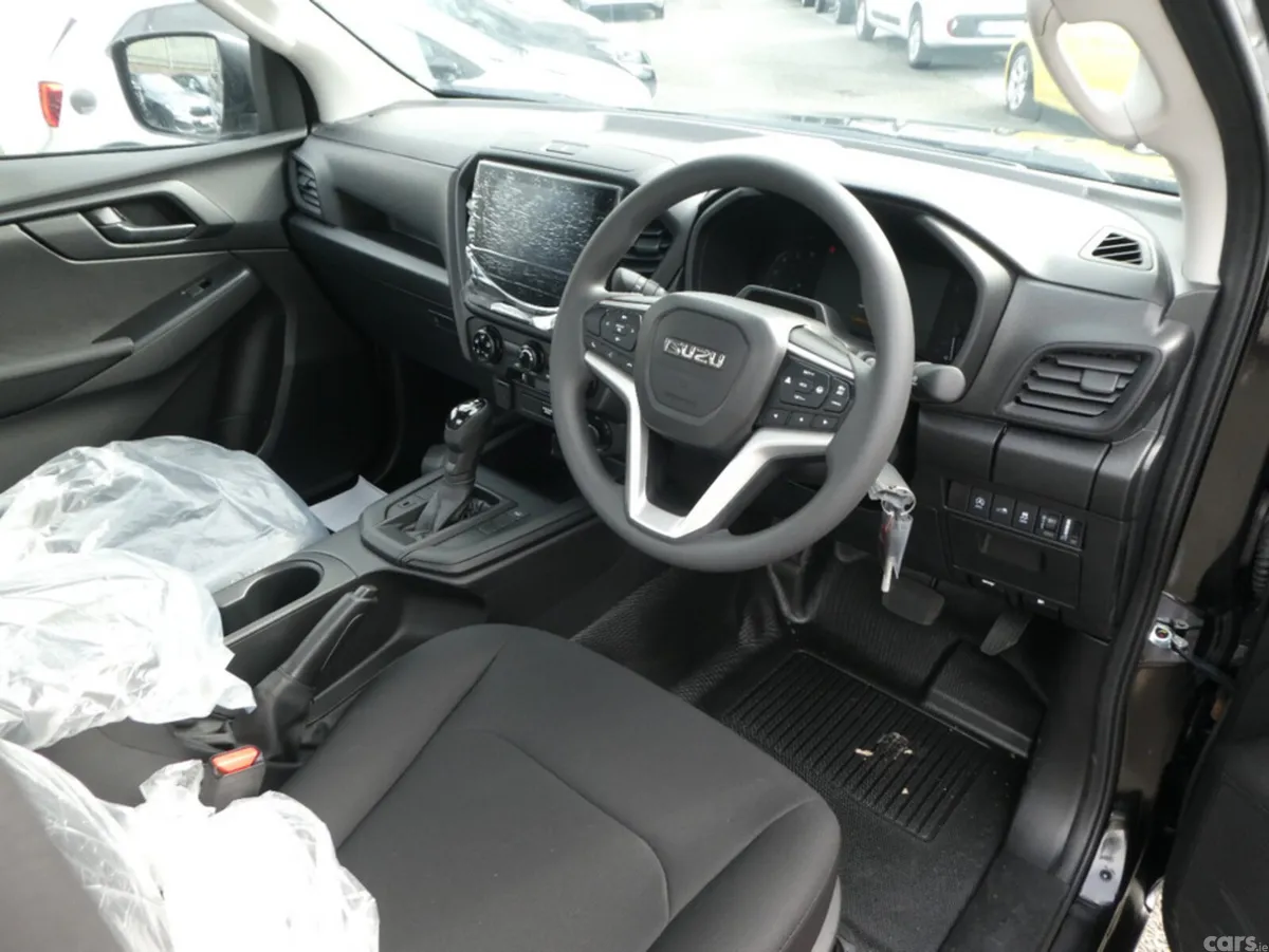 Isuzu D-Max Pick Up, Diesel, 2026, Black