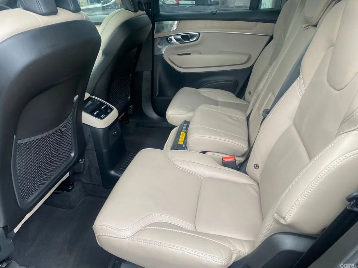 Volvo XC90 Estate, Petrol Plug-in Hybrid, 2025, Red