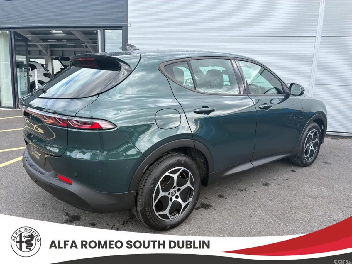 Alfa Romeo Tonale SUV, Petrol Hybrid, 2027, Green