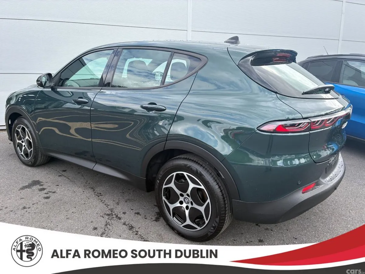 Alfa Romeo Tonale SUV, Petrol Hybrid, 2027, Green