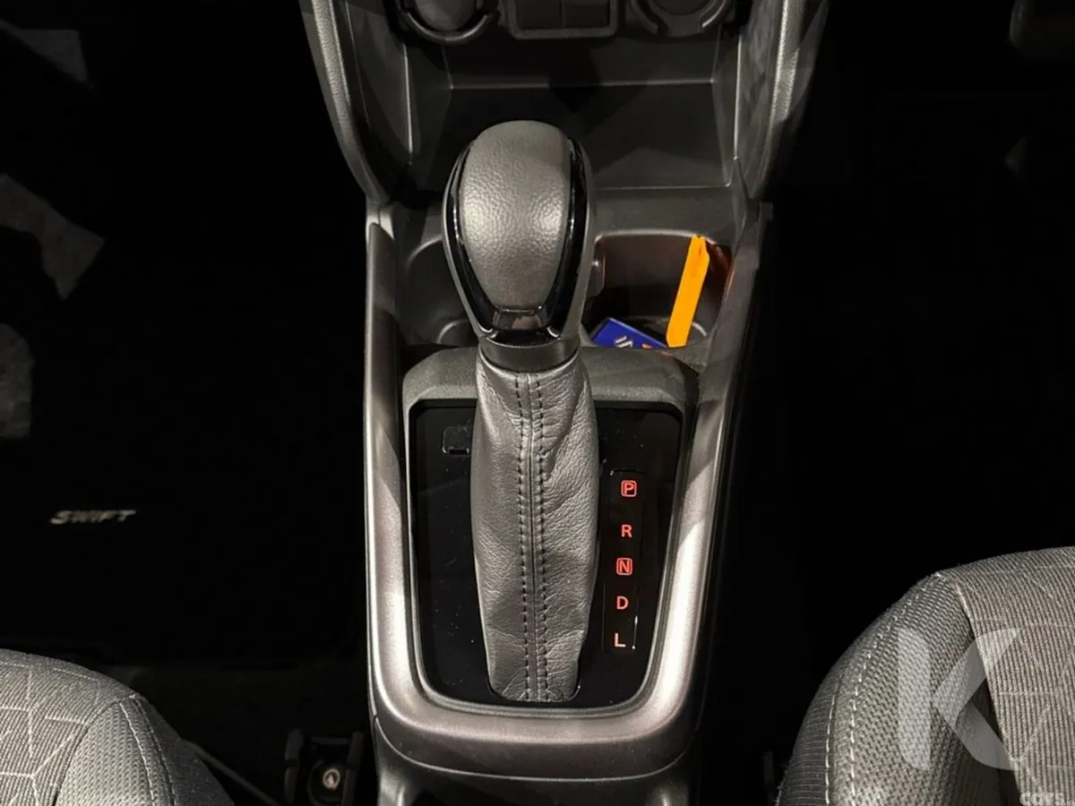 Suzuki Swift Hatchback, Petrol Hybrid, 2024, Silver