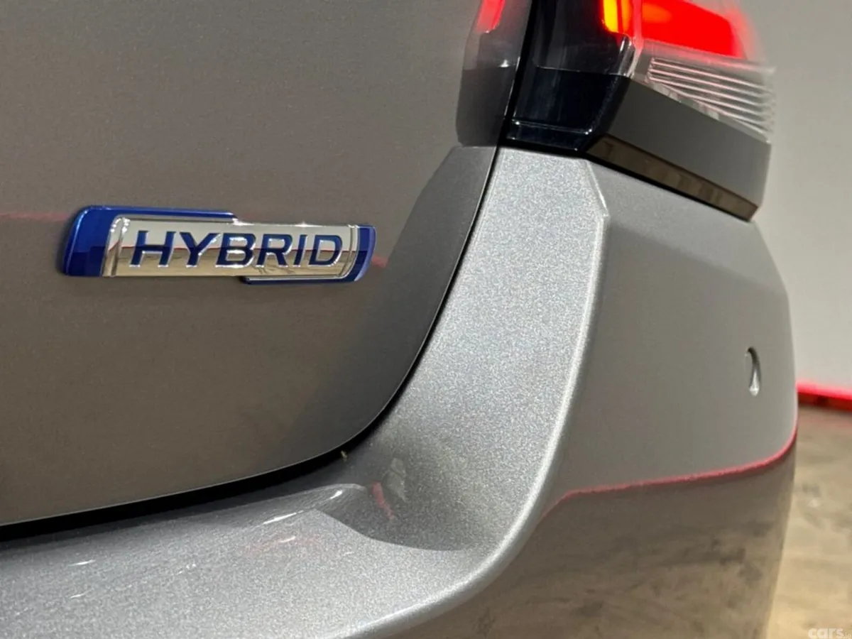 Suzuki Swift Hatchback, Petrol Hybrid, 2024, Silver