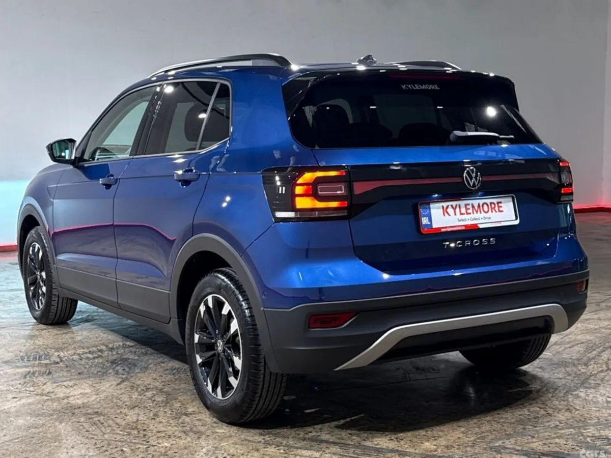 Volkswagen T-Cross SUV, Petrol, 2023, Blue