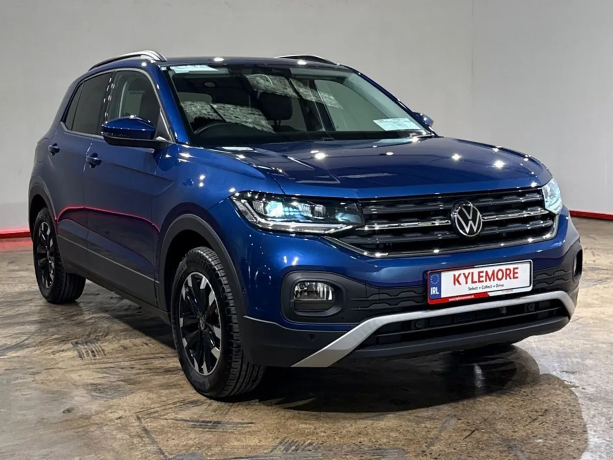 Volkswagen T-Cross SUV, Petrol, 2023, Blue