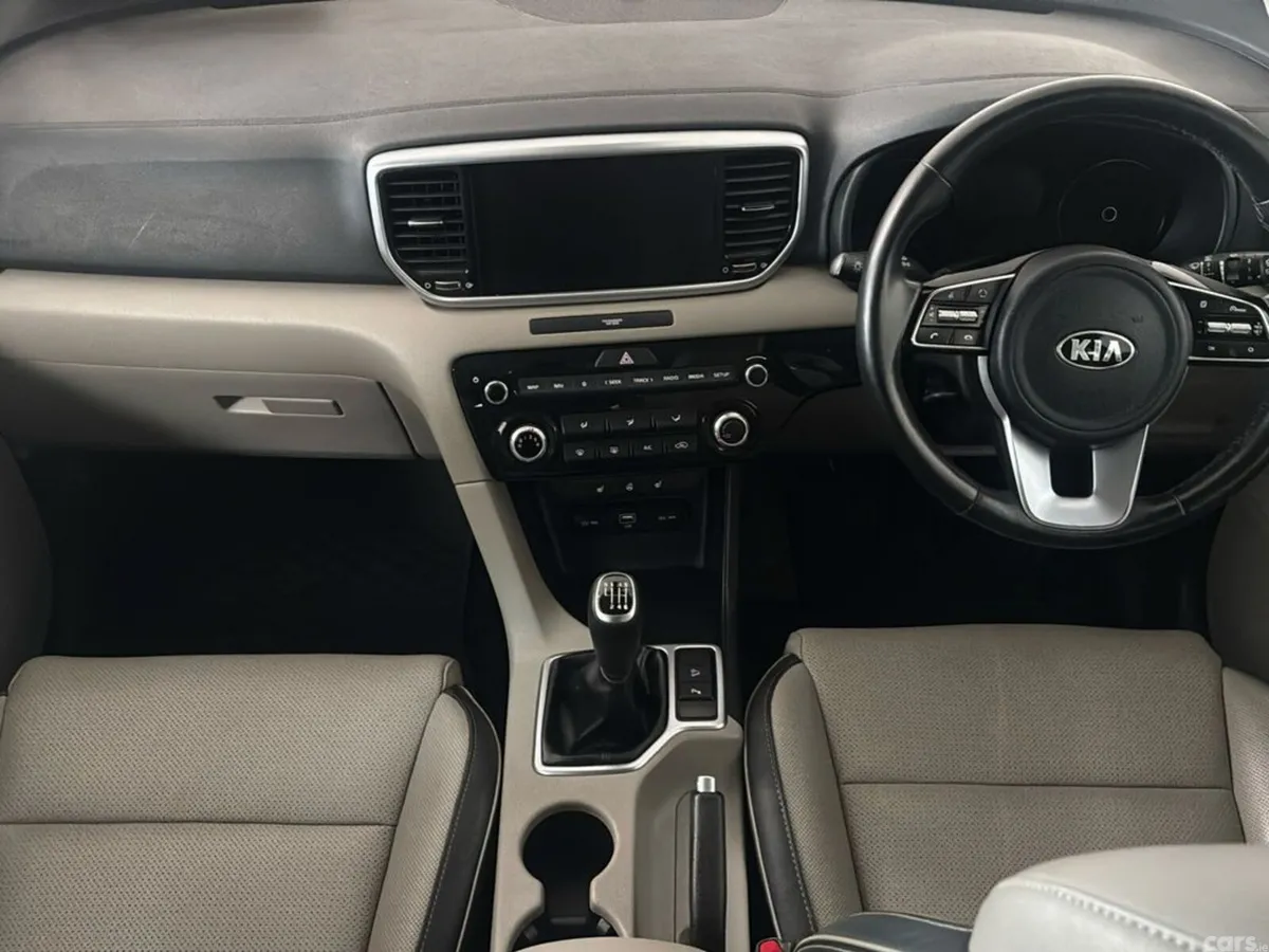 Kia Sportage SUV, Diesel Hybrid, 2021, Black