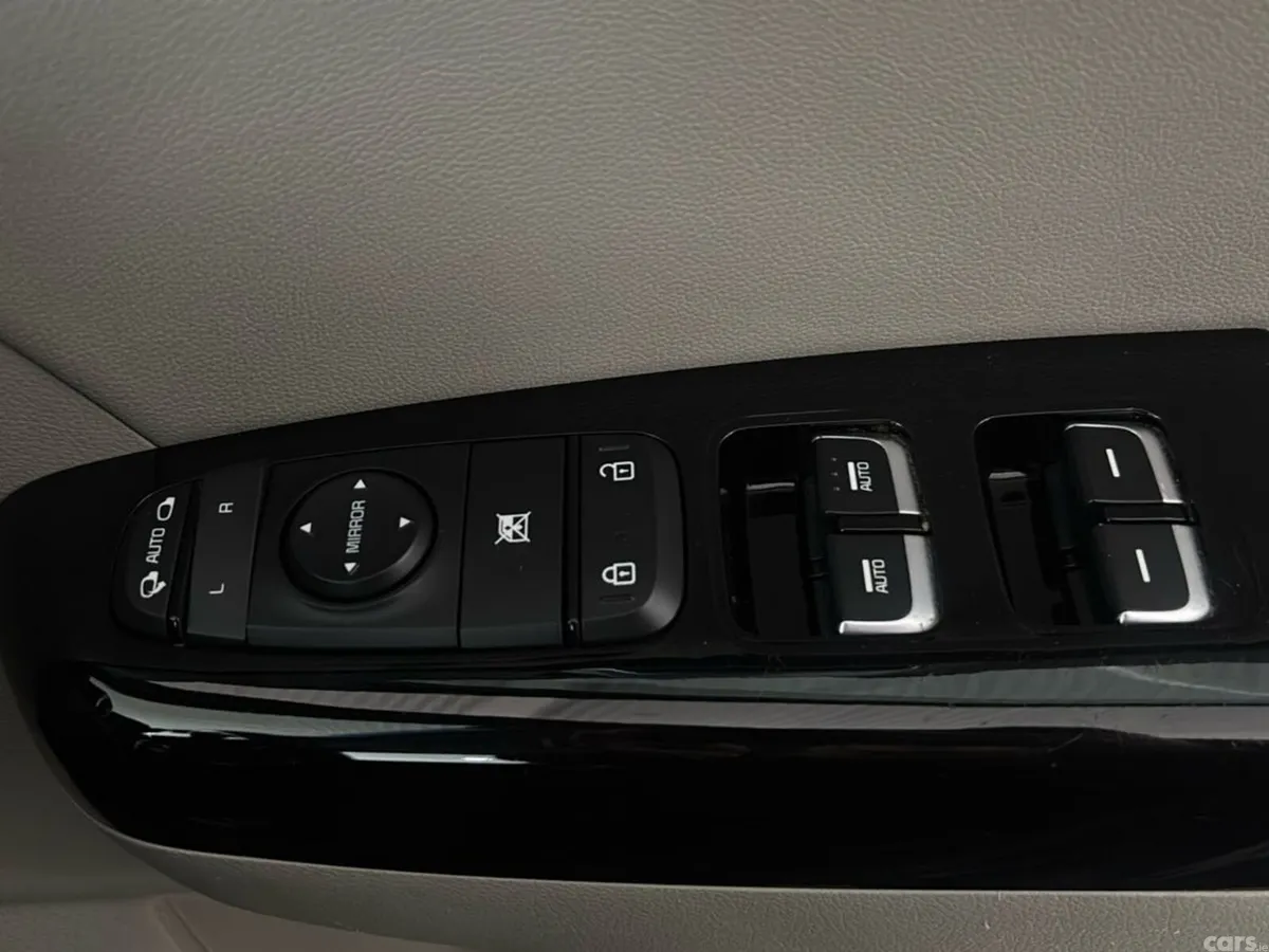 Kia Sportage SUV, Diesel Hybrid, 2021, Black