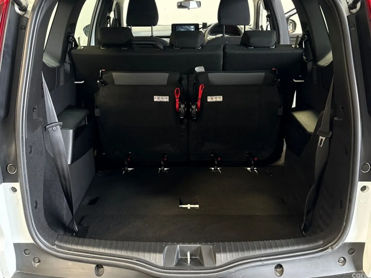 Dacia Jogger MPV, Petrol, 2024, White