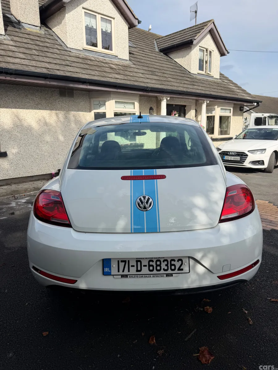 Volkswagen Beetle Hatchback, Petrol, 2017, White