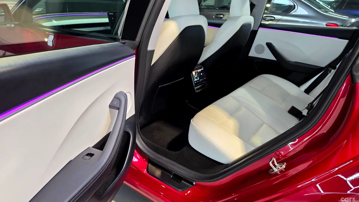 Tesla Model 3 Saloon, Electric, 2024, Red