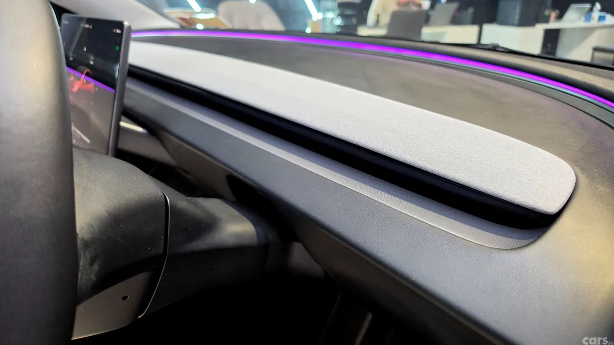 Tesla Model 3 Saloon, Electric, 2024, Red