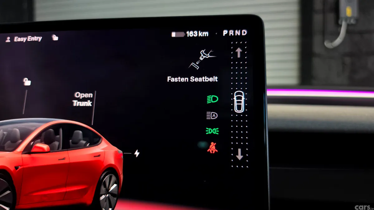 Tesla Model 3 Saloon, Electric, 2024, Red