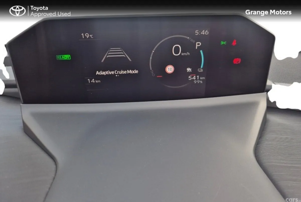 Toyota C-HR Estate, Electric, 2026, Brown