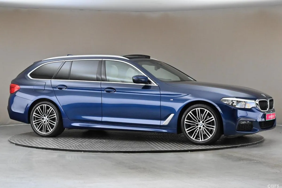 BMW 5-Series Estate, Diesel, 2019, Blue