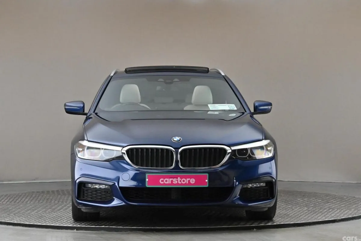 BMW 5-Series Estate, Diesel, 2019, Blue