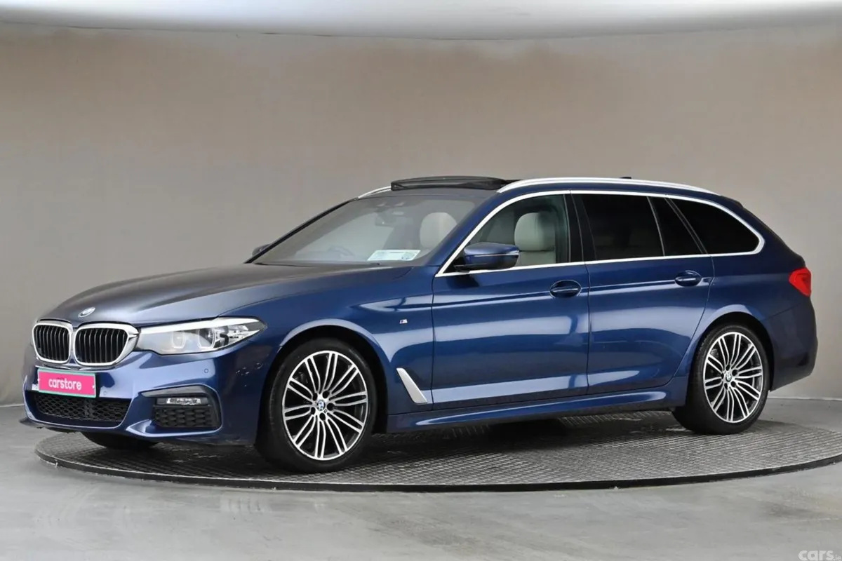 BMW 5-Series Estate, Diesel, 2019, Blue
