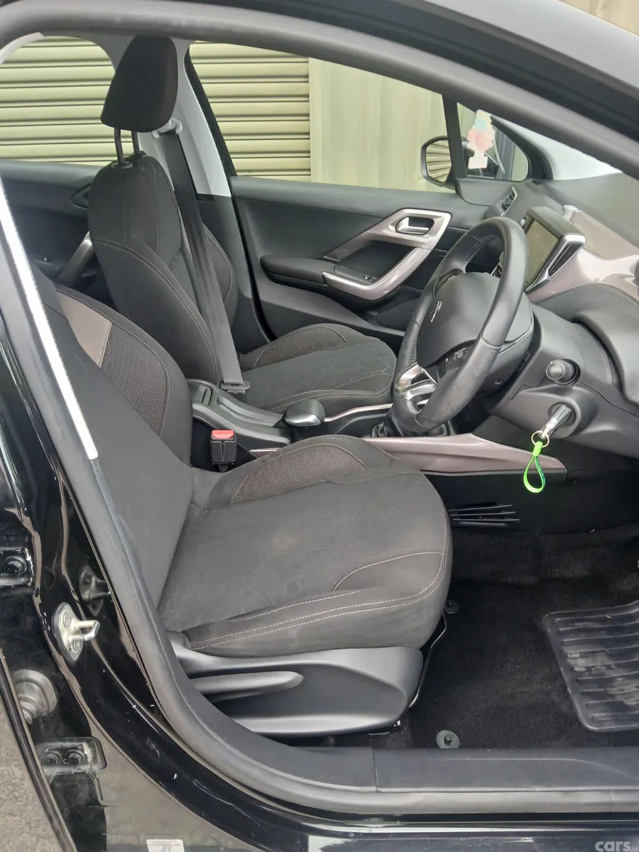 Peugeot 2008 SUV, Diesel, 2015, Black