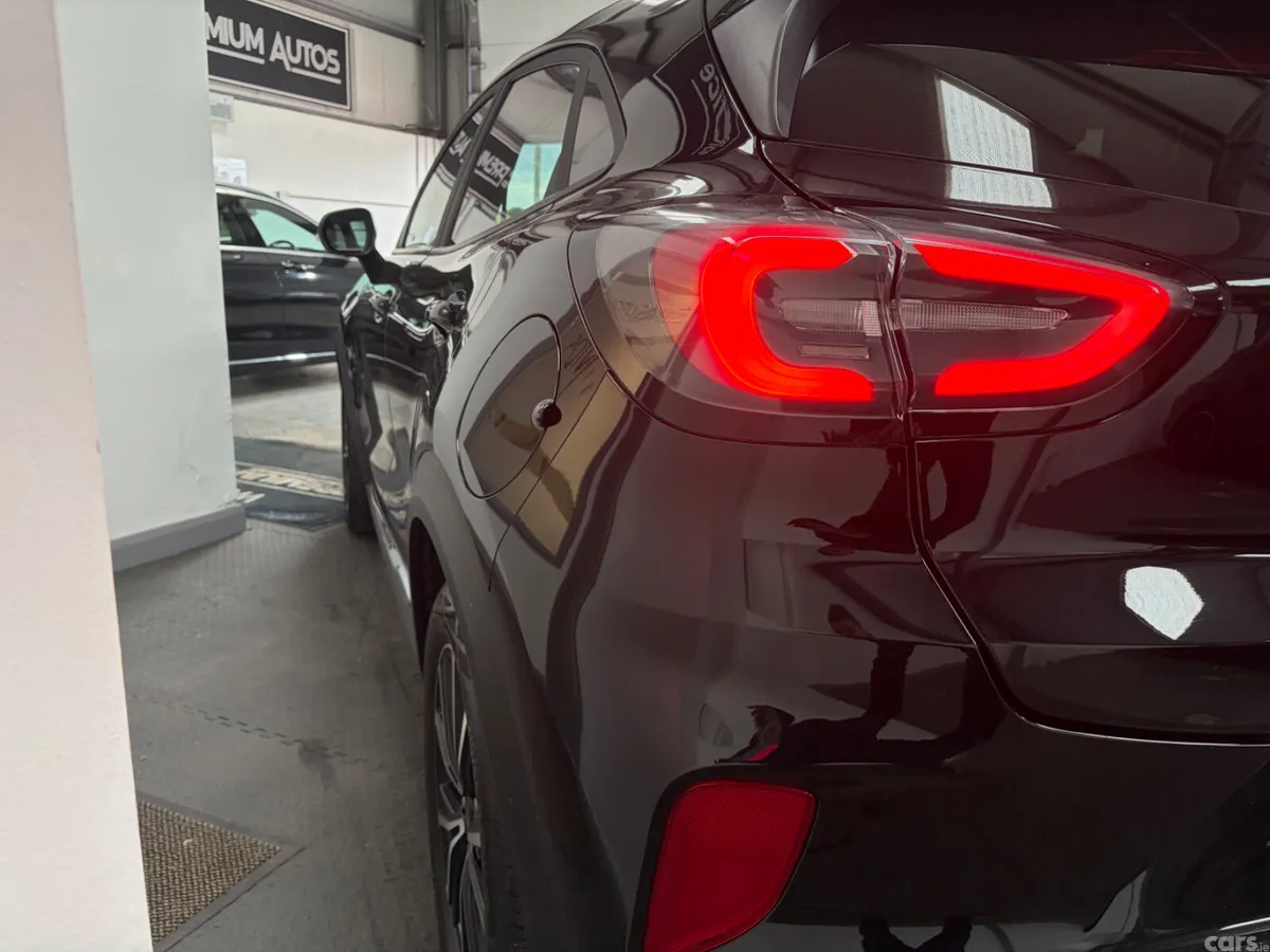 Ford Puma MPV, Petrol Hybrid, 2024, Black
