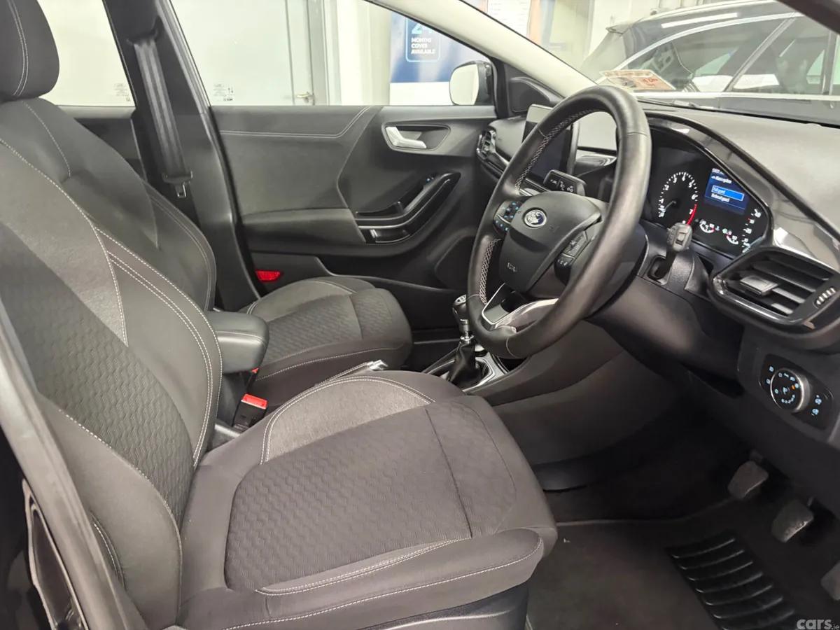 Ford Puma MPV, Petrol Hybrid, 2024, Black