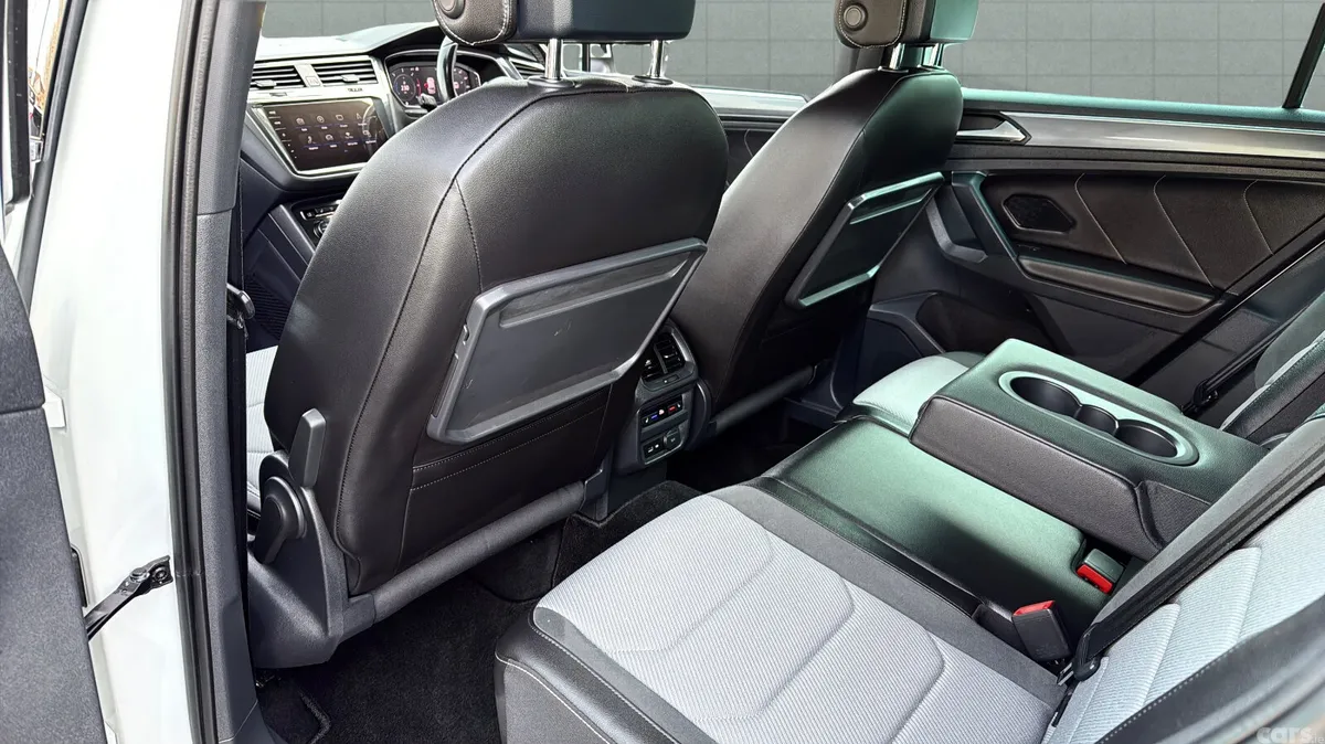 Volkswagen Tiguan SUV, Diesel, 2019, White