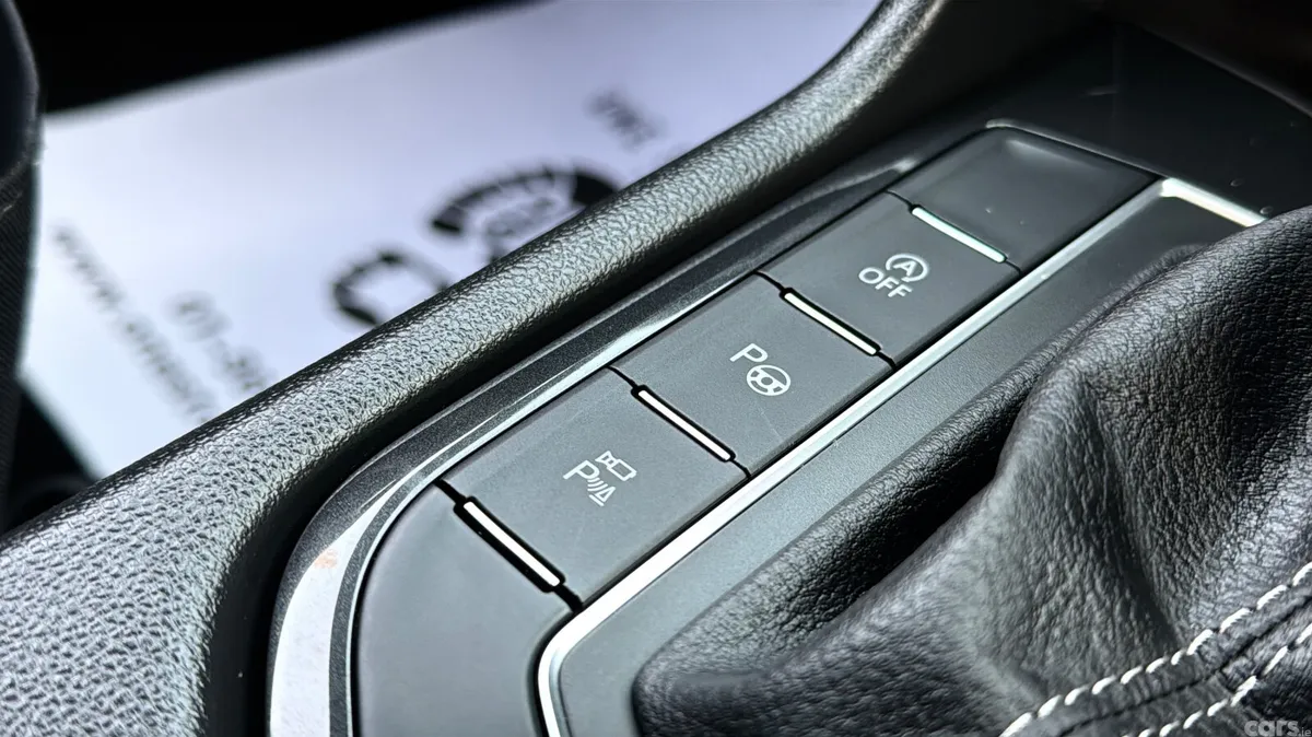 Volkswagen Tiguan SUV, Diesel, 2019, White