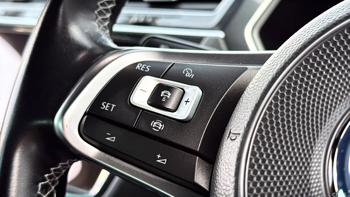 Volkswagen Tiguan SUV, Diesel, 2019, White