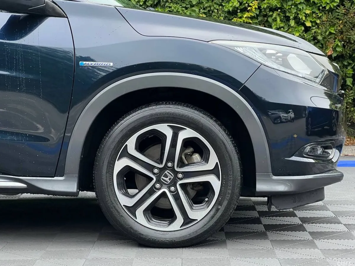 Honda Vezel SUV, Petrol Hybrid, 2017, Blue
