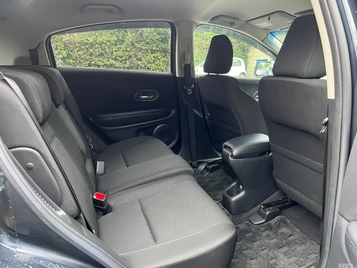 Honda Vezel SUV, Petrol Hybrid, 2017, Blue