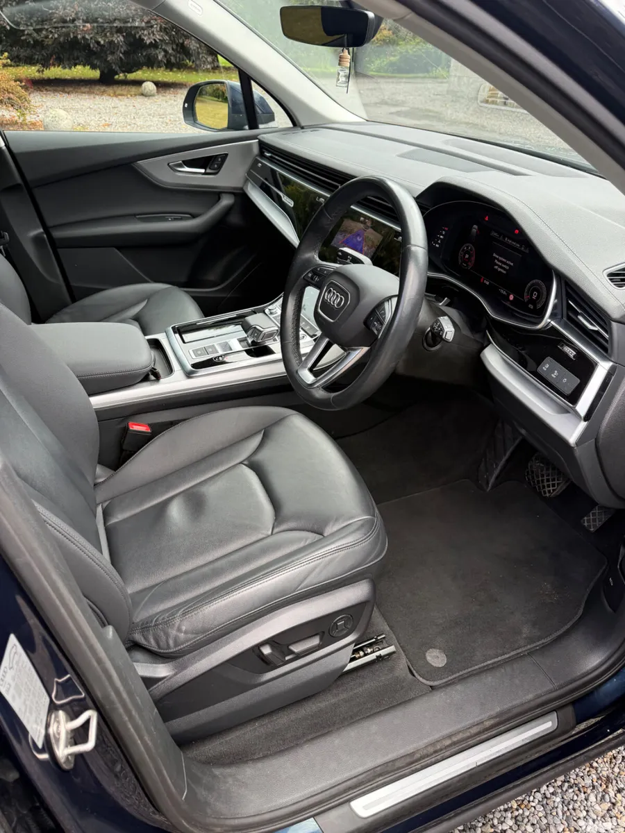 Audi Q7 SUV, Diesel Hybrid, 2023, Blue