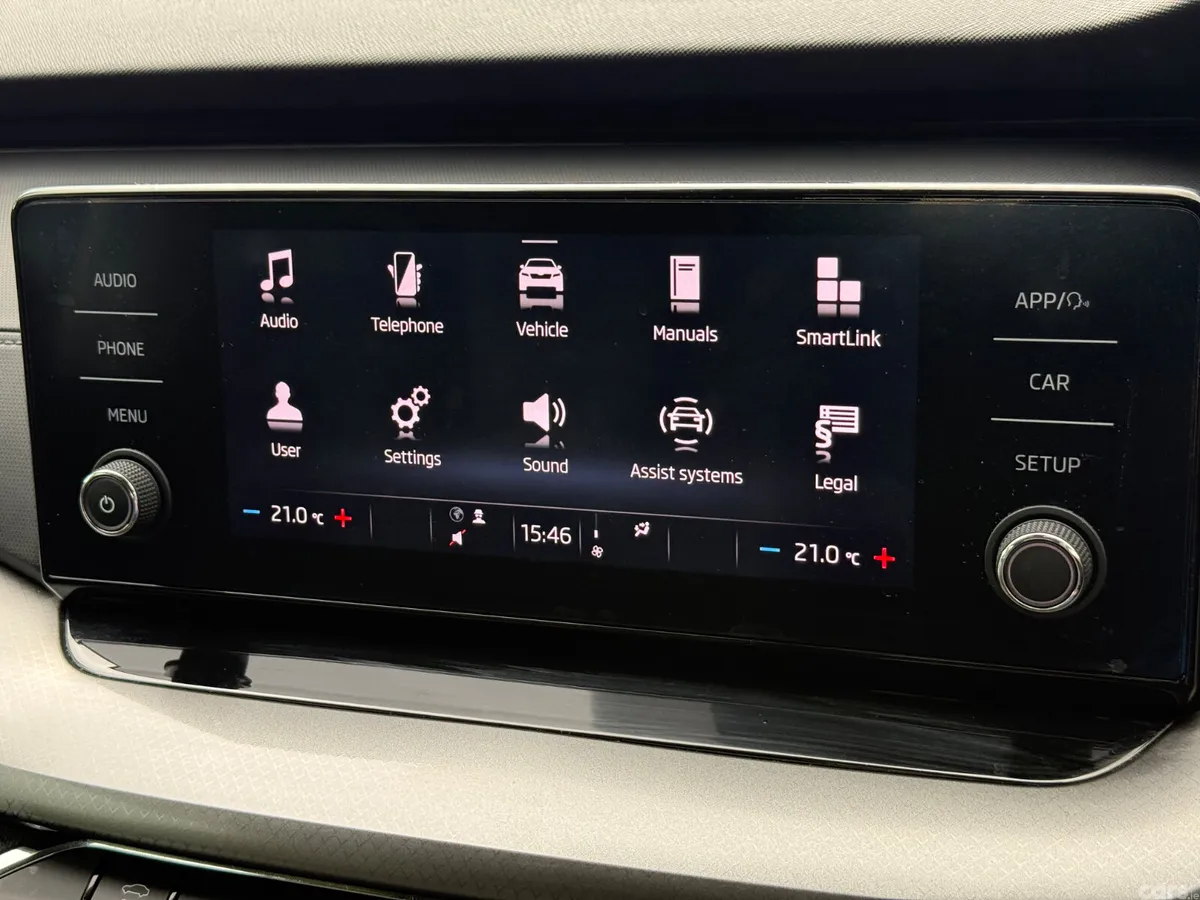 Skoda Octavia Saloon, Diesel, 2023, Grey