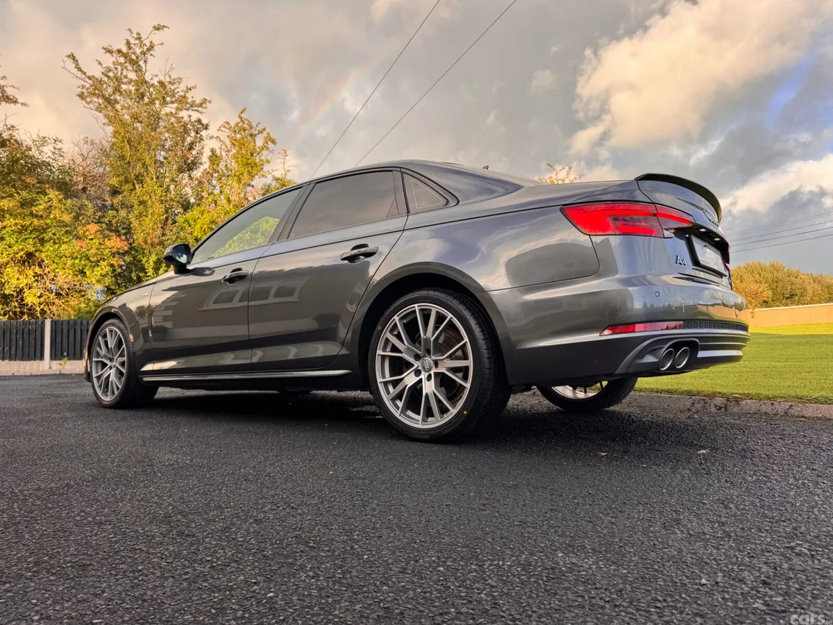 Audi A4 Saloon, Diesel, 2016, Grey