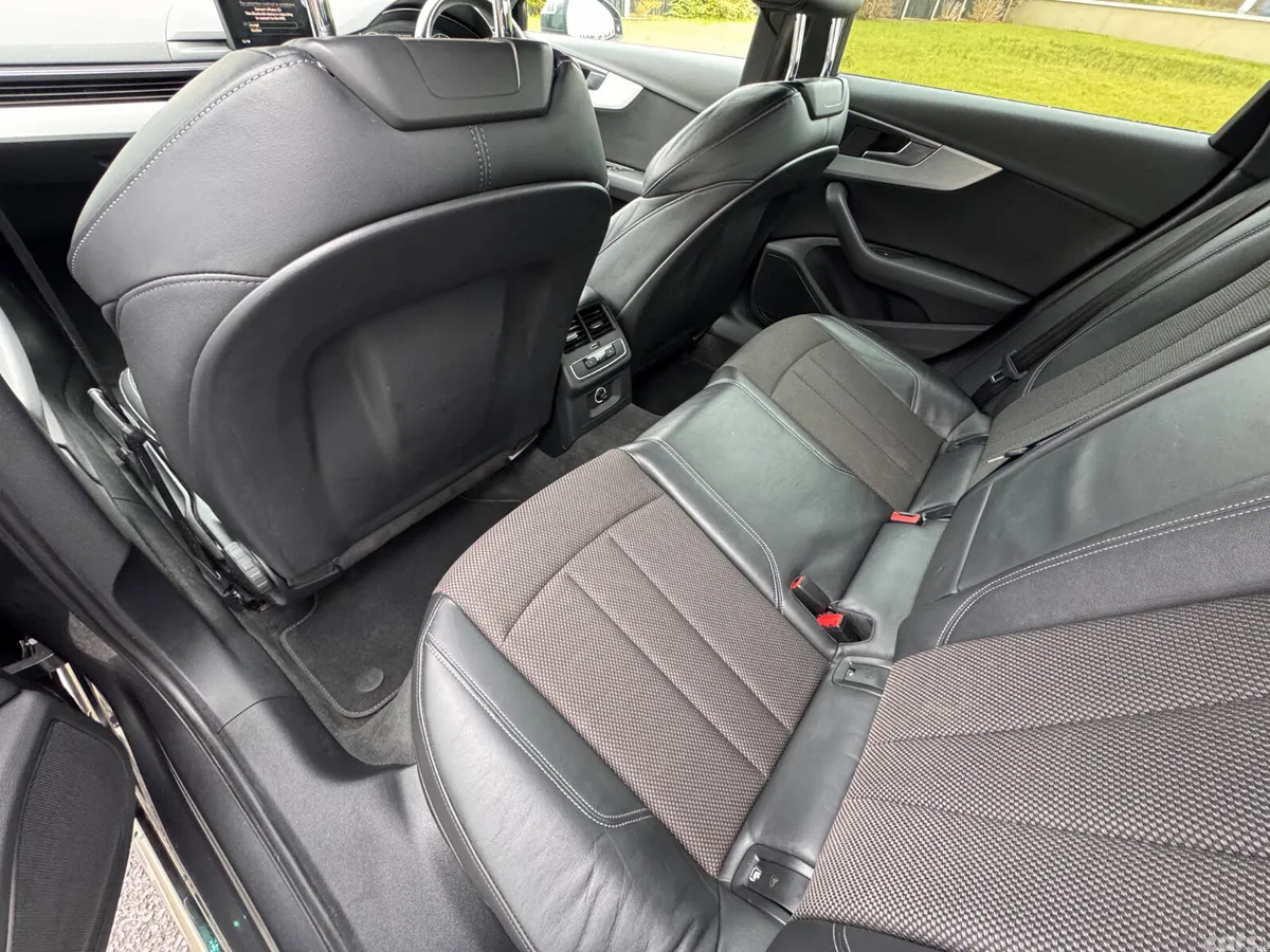 Audi A4 Saloon, Diesel, 2016, Grey
