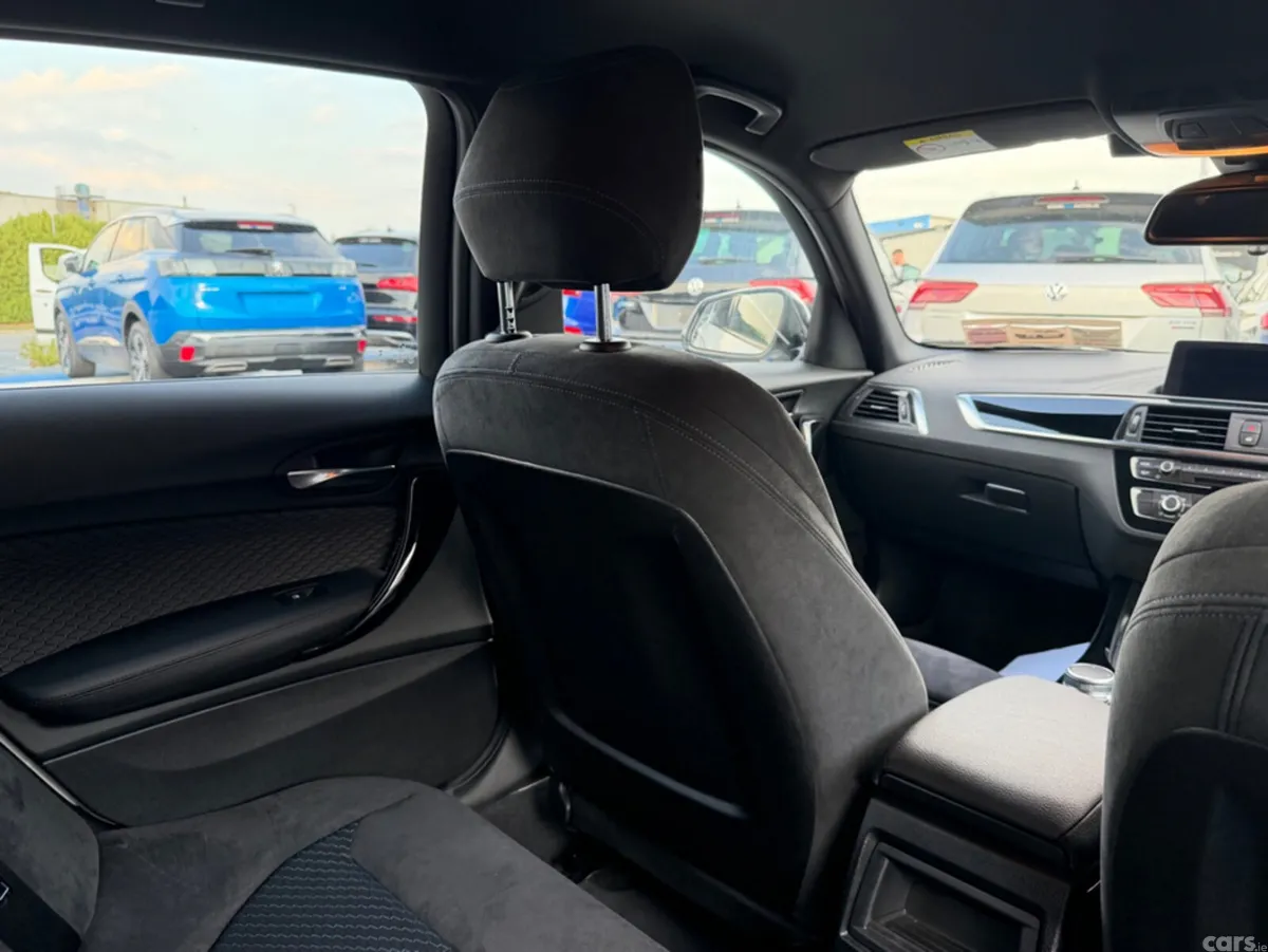 BMW 1-Series Hatchback, Petrol, 2018, White