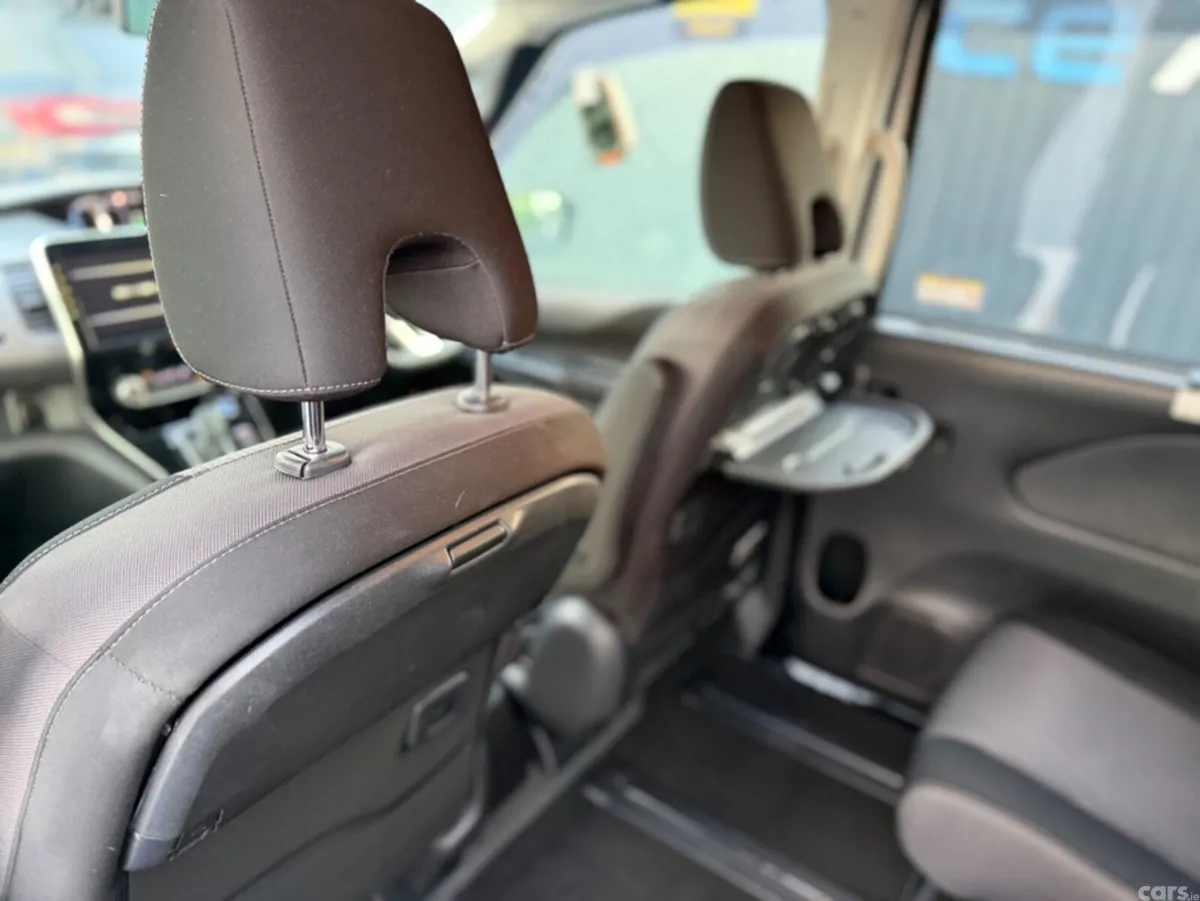 Nissan Serena MPV, Petrol Hybrid, 2021, White