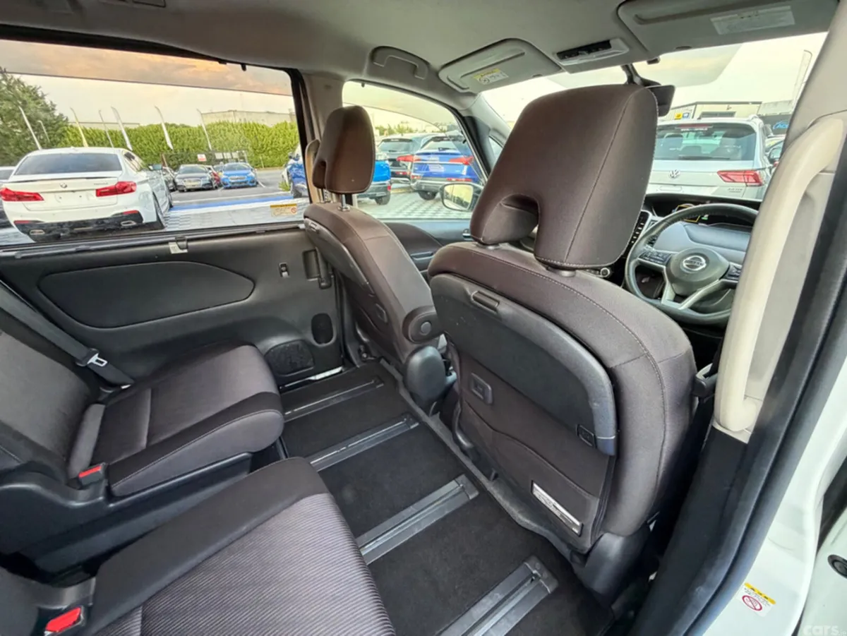 Nissan Serena MPV, Petrol Hybrid, 2021, White