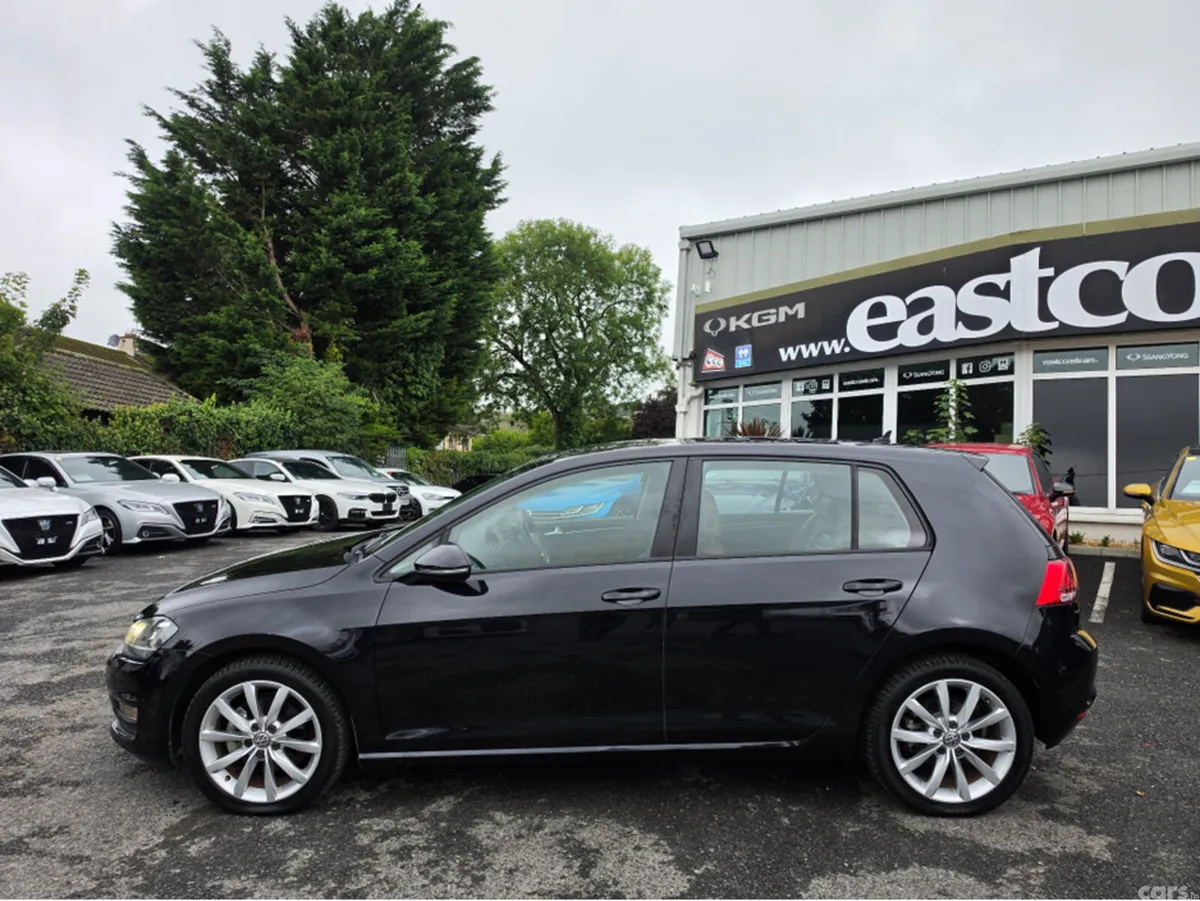 Volkswagen Golf Hatchback, Petrol, 2015, Black