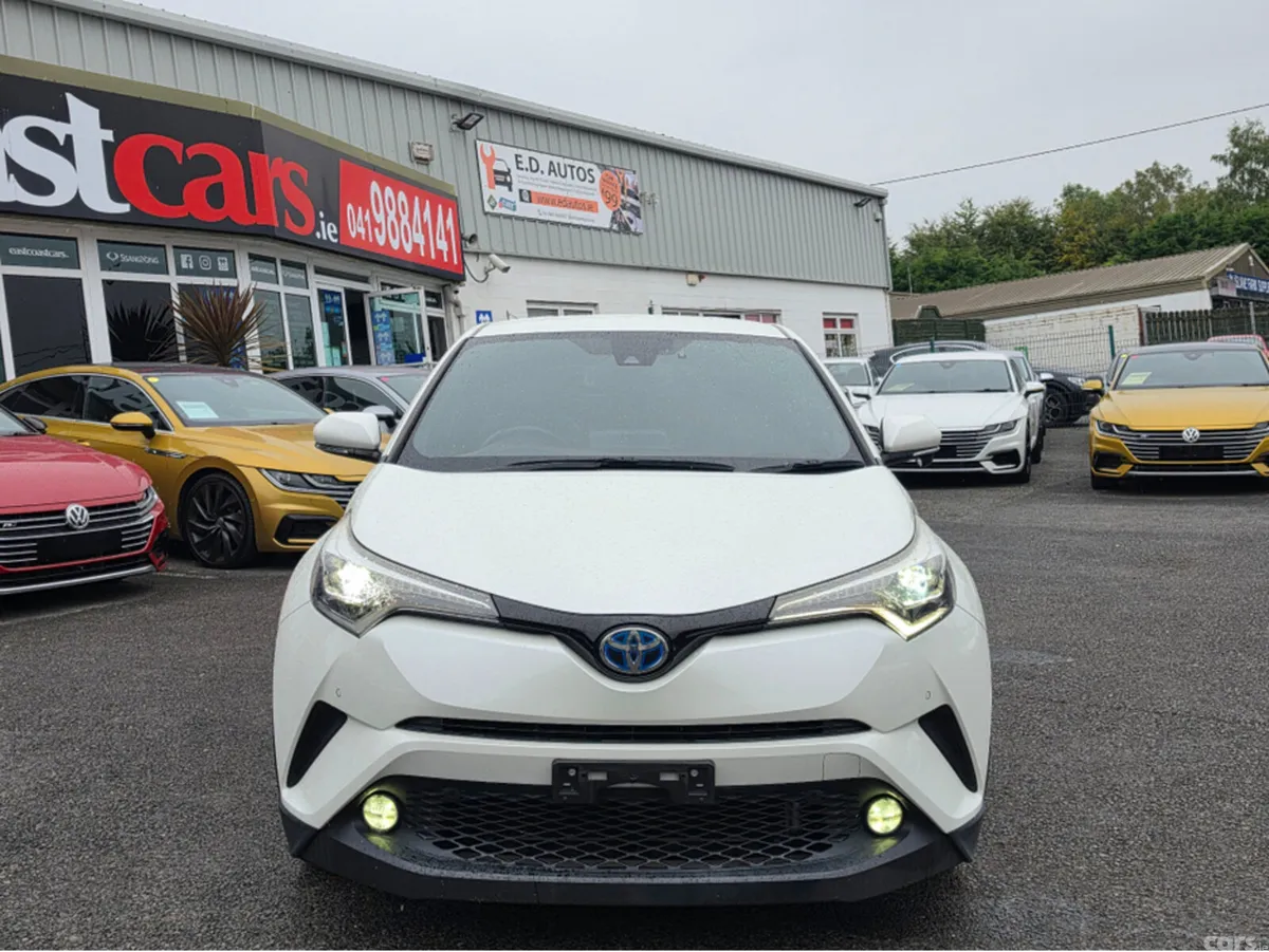 Toyota C-HR MPV, Petrol Hybrid, 2017, White