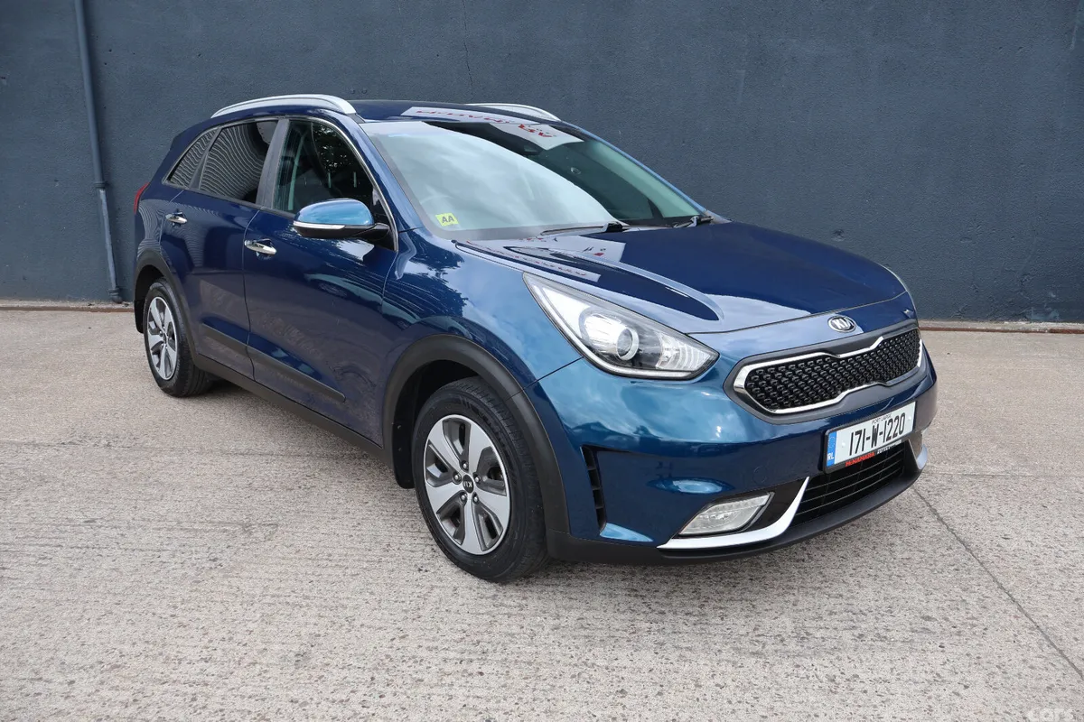 Kia Niro SUV, Petrol Hybrid, 2017, Blue