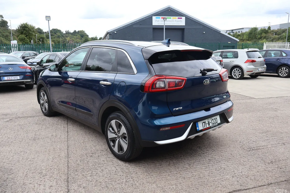 Kia Niro SUV, Petrol Hybrid, 2017, Blue