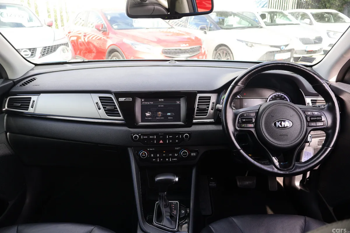 Kia Niro SUV, Petrol Hybrid, 2017, Blue