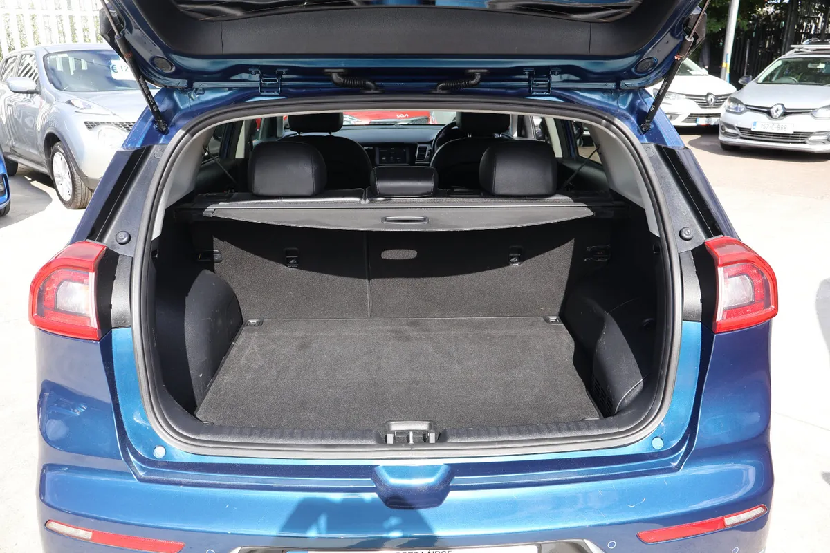 Kia Niro SUV, Petrol Hybrid, 2017, Blue