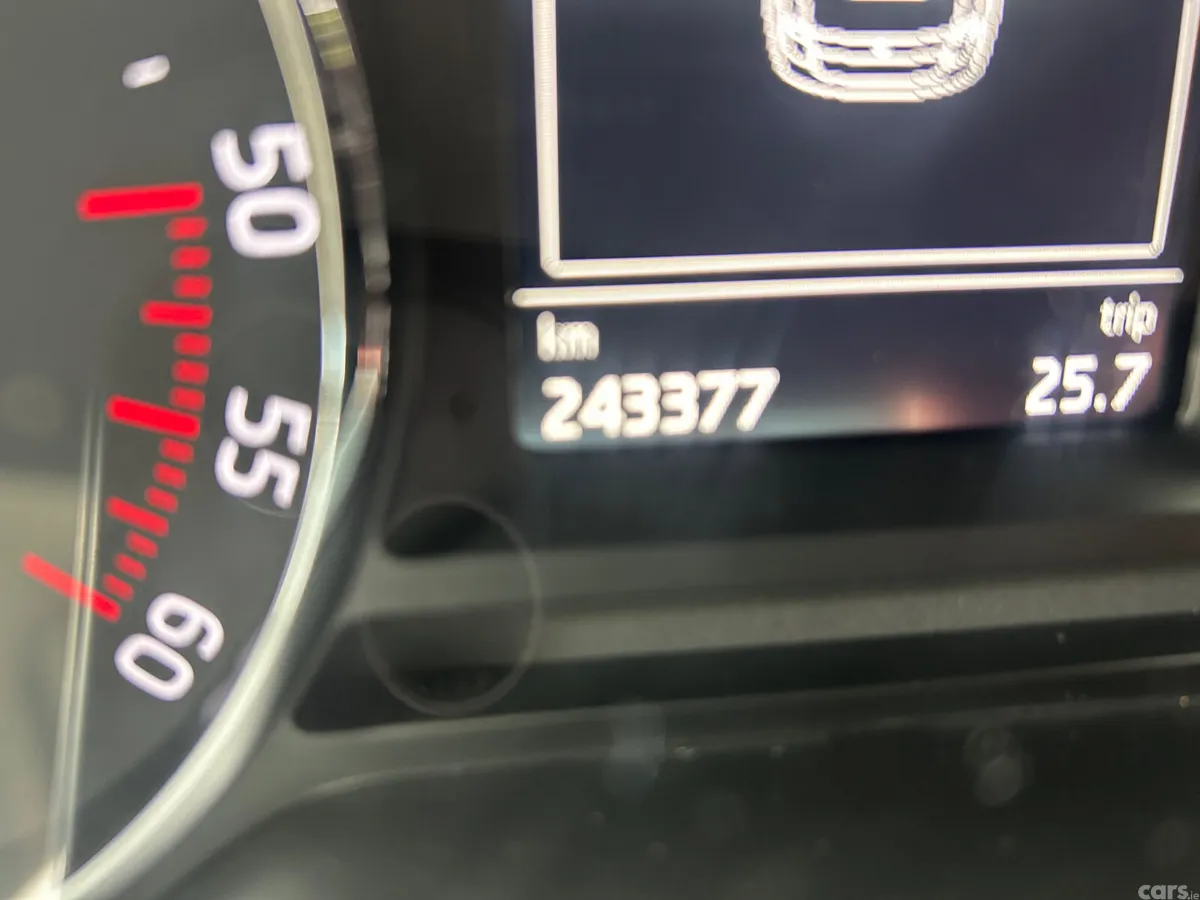 Skoda Octavia Saloon, Diesel, 2017, Grey