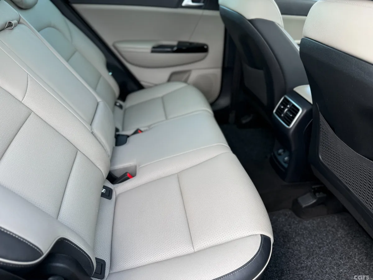 Kia Sportage SUV, Diesel, 2019, White