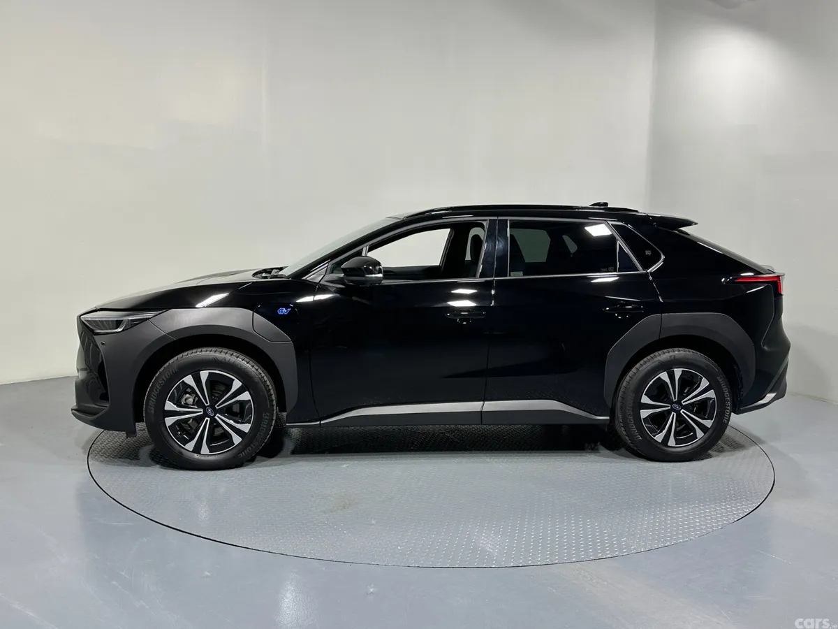 Subaru Solterra SUV, Electric, 2024, Black