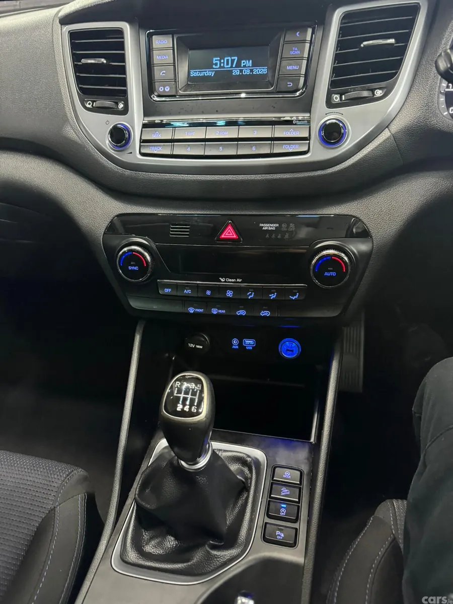 Hyundai Tucson SUV, Diesel, 2016, Red